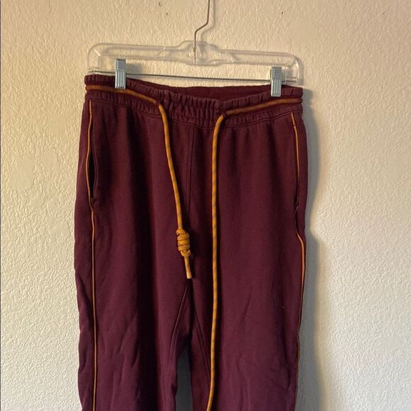 Lululemon Athletica Roksanda Apparel - Picture 4 of 11